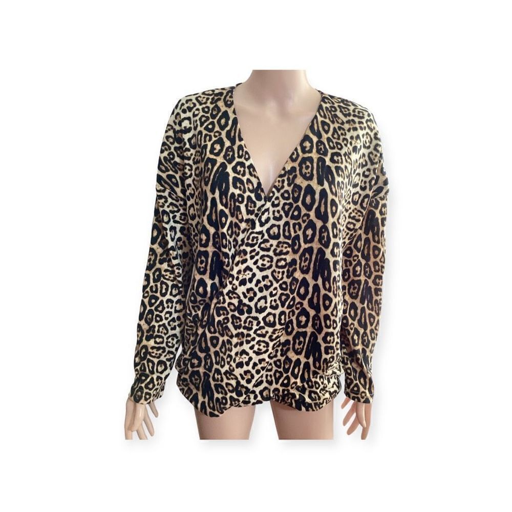 Umgee Leopard Print Crossbody Wrap Top M